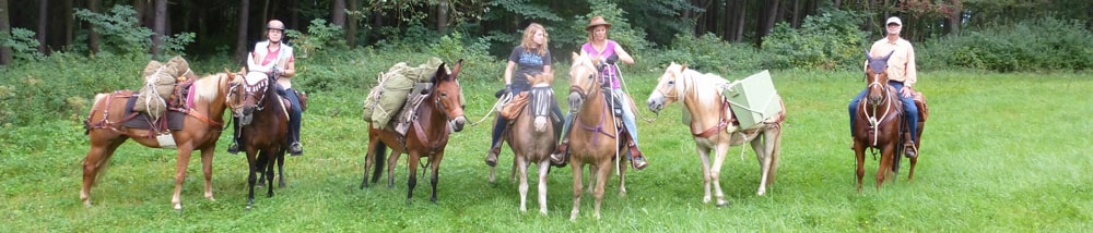 Wanderreiten in der Natur Simply Fair Horsemanship
